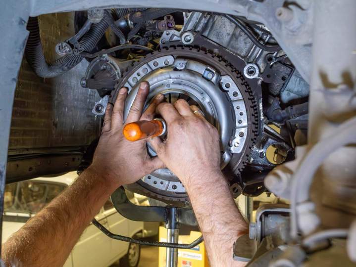 Réparation mécanique Saint-Gervais-la-Forêt